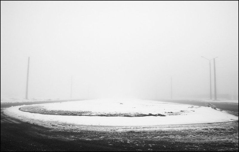 не пустынный пейзаж в городской черте фото превью