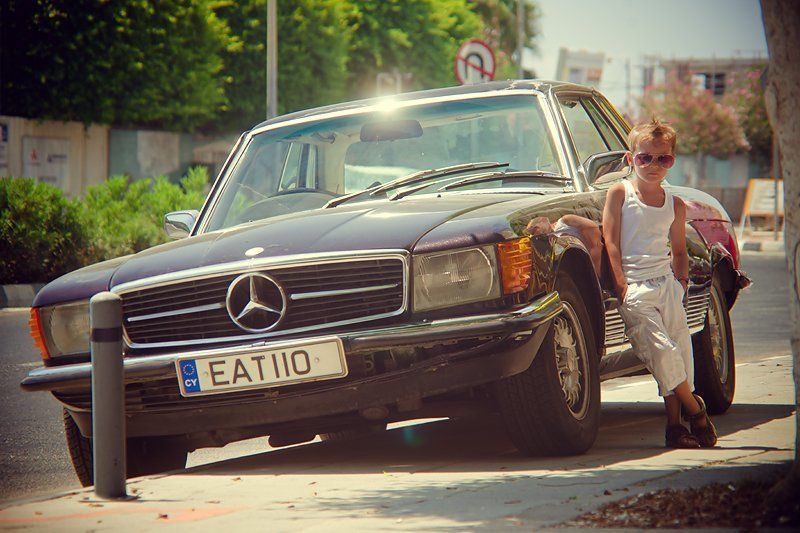 мальчик, кока-кола, меседес, лето, жара, юг, кипр, солнце Coca-Cola man фото превью