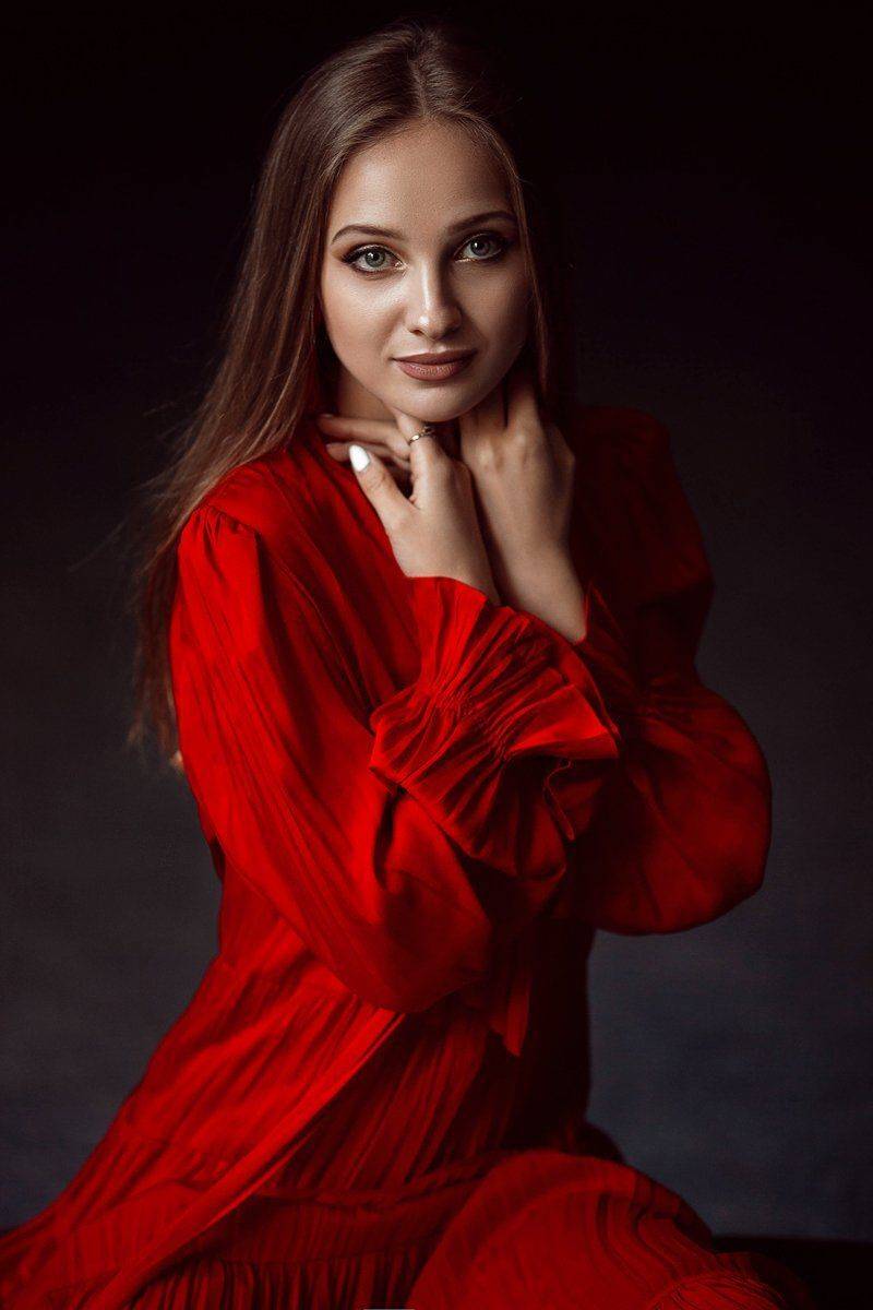 Юлия. Автор: Ольга Денисова , Ольга Денисова