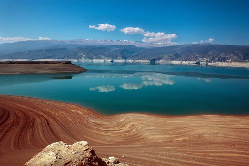 Чиркейское водохранилище..
