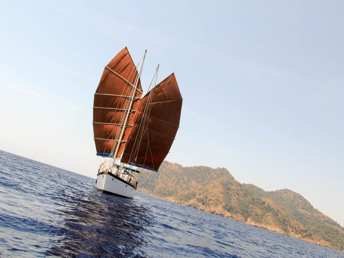 джонка, парусник, парус, лодка, море, средиземное море, Сергей Козинцев