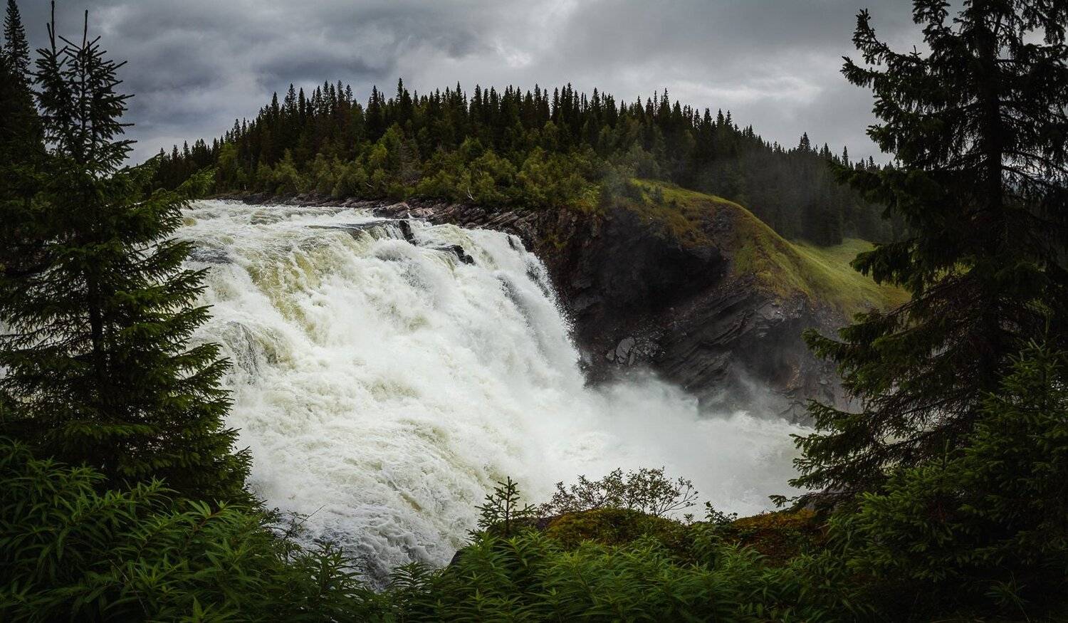 sweden,swedish,biggest,waterfall,tannforsen,falls,river,mountains,boreal,forest,water,flow, Adrian Szatewicz