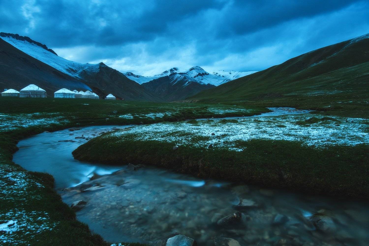 киргизия, кыргызстан, средняя азия, горы, каньон, скалы, пейзаж, весна, ущелье, река, закат, Оборотов Алексей
