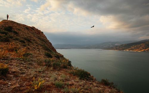 Чиркейское водохранилище..