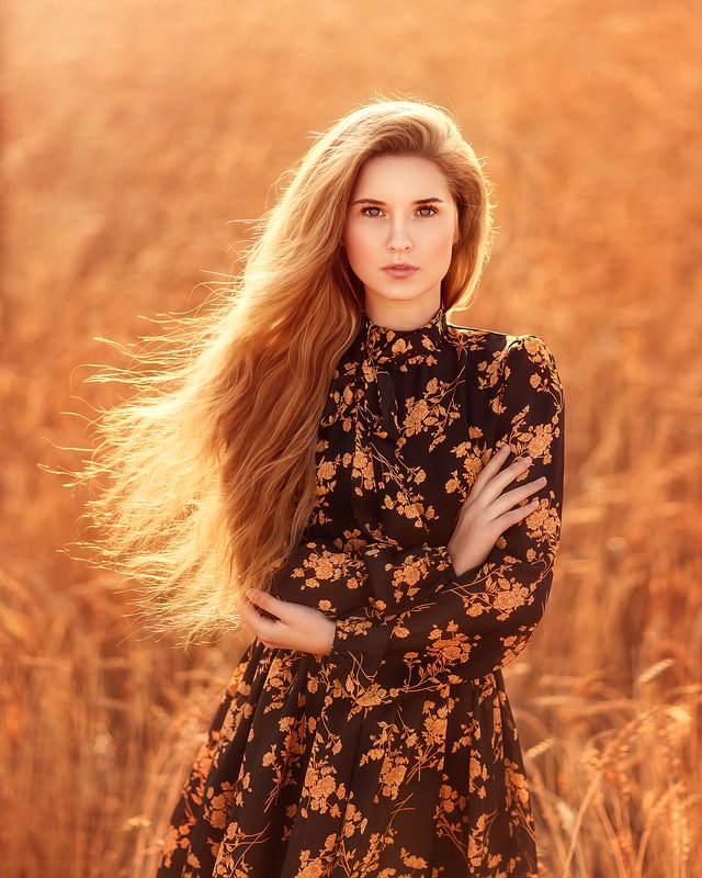 девушка, блондинка, поле, лето, сказка, кораблик, портрет, sunrise, portrait, field, outdoor, blondhair, blond, blue, summer, wheat  фото превью