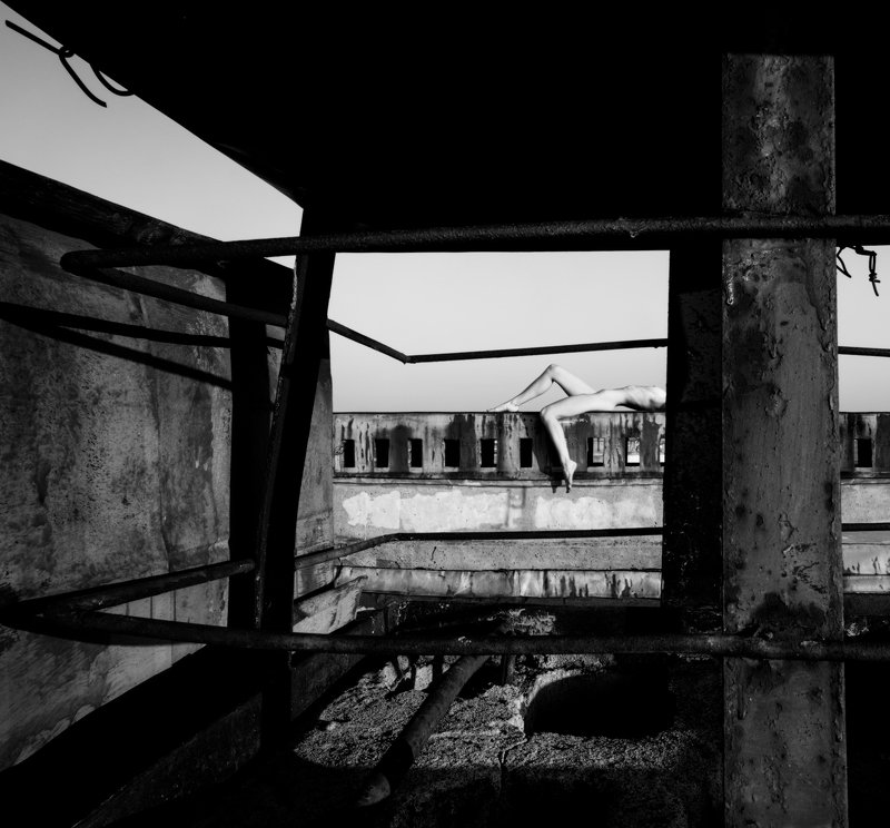 Этюд с дымоходом фото превью