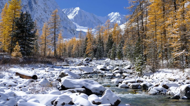 Первый снег в долине Актру фото превью