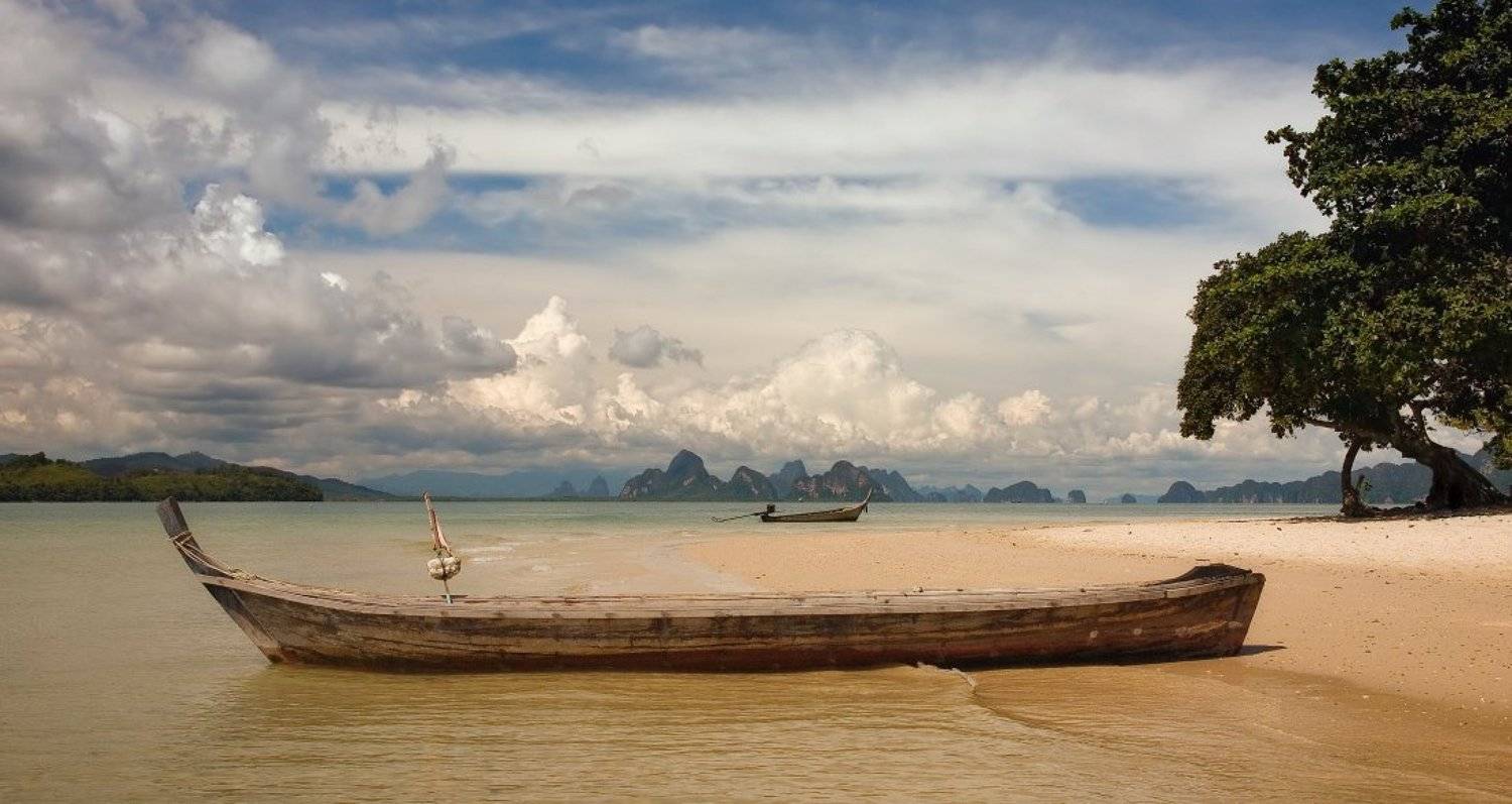 море, лодки, берег, зелень, острова, облака, таиланд, Георгий Машковцев