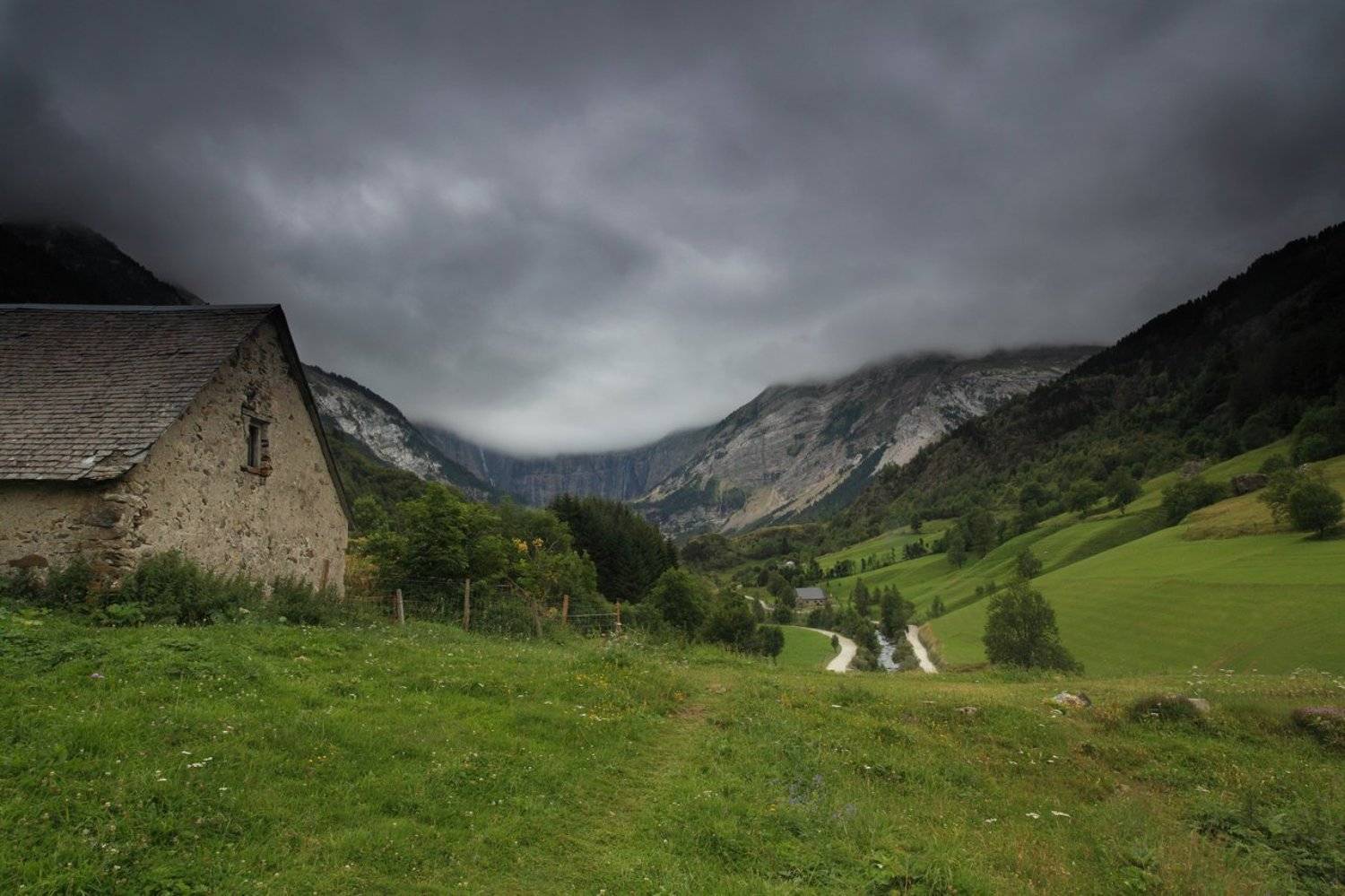 Canon EOS 5D Mark II, cirque de gavarnie, Family garden, france, Pyr?n?es, Singh-Ray Galen Rowell Graduated, Vint26, Zaporozhenko vitaly & julia, Запороженко Виталий и Юлия