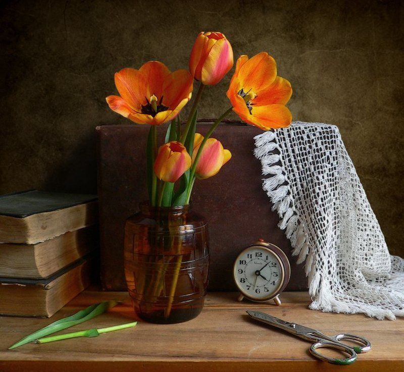 С любимыми тюльпанами фото превью