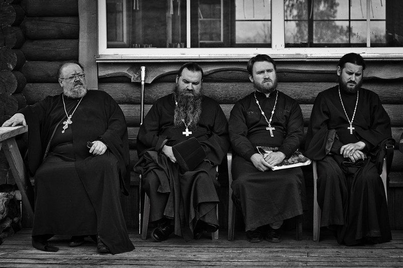 Утомленные мужи фото превью