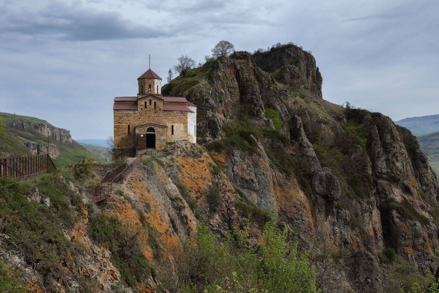 кавказ,гора шоана, храм, лето, природа, пейзаж,, Алиева Татьяна