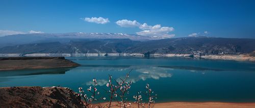 Чиркейское водохранилище..