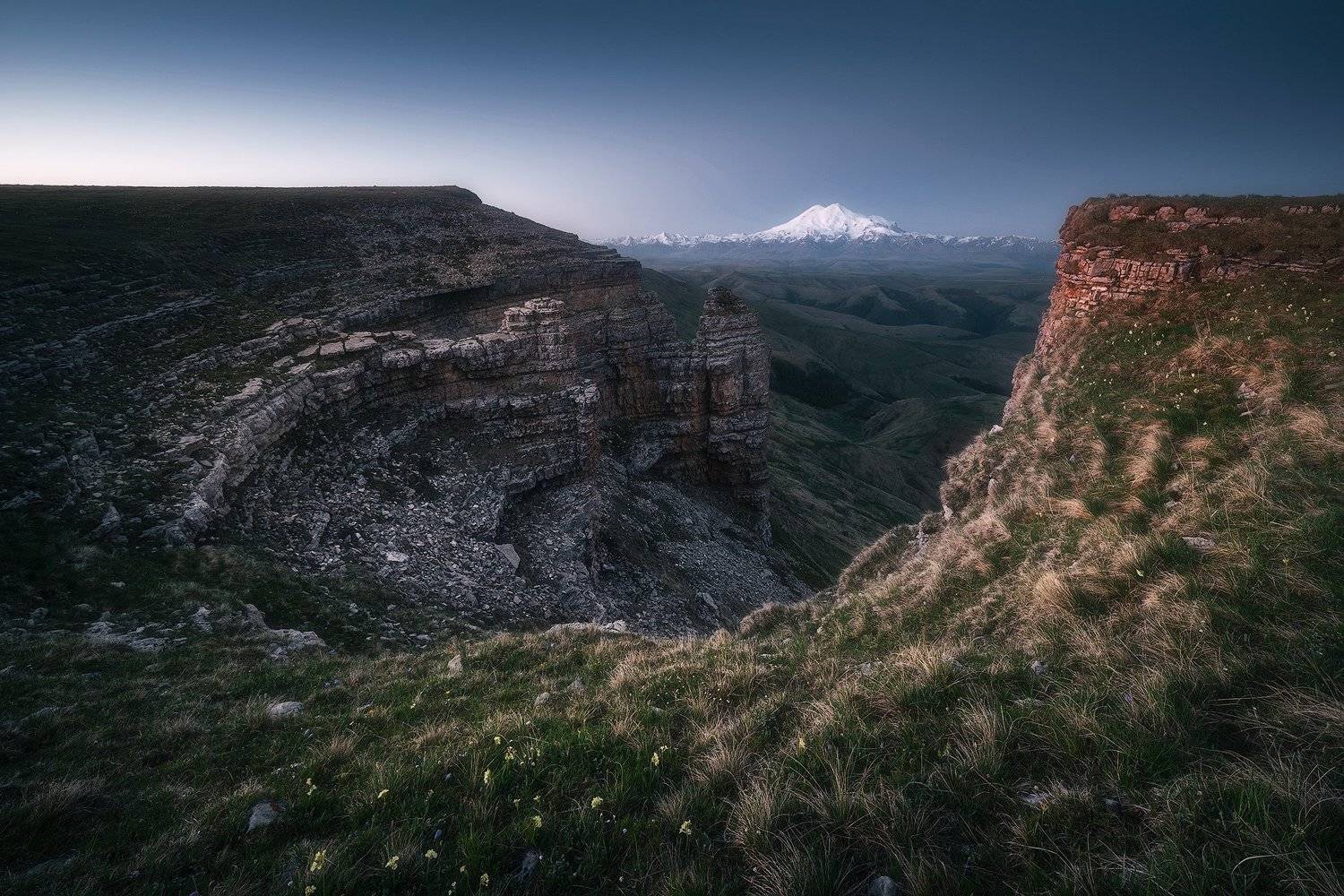 рассвет, горы, плато, кавказ, пейзаж, карачаево-черкесия, бермамыт, эльбрус, Tania Leschinskaya