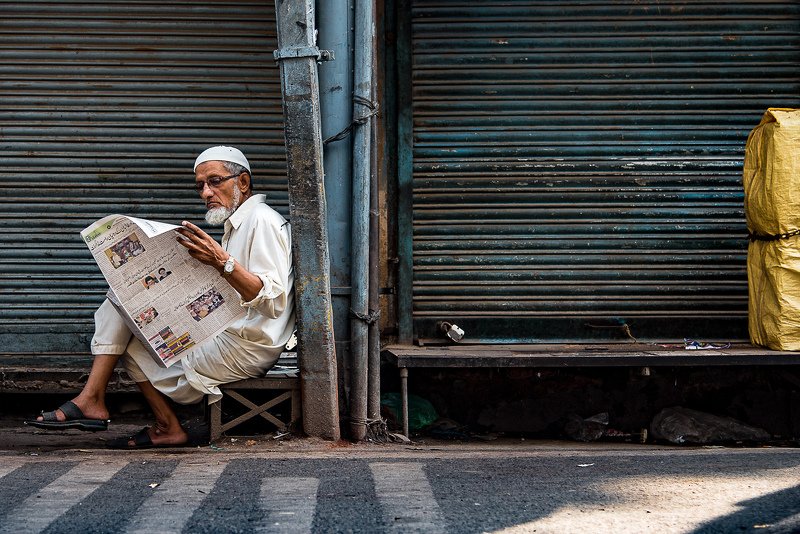 yellow street old delhi The yellow Bag фото превью