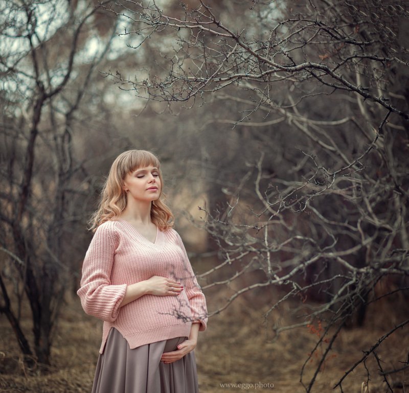 беременность, в ожидании, осень, весна, безмятежность, кусты  фото превью