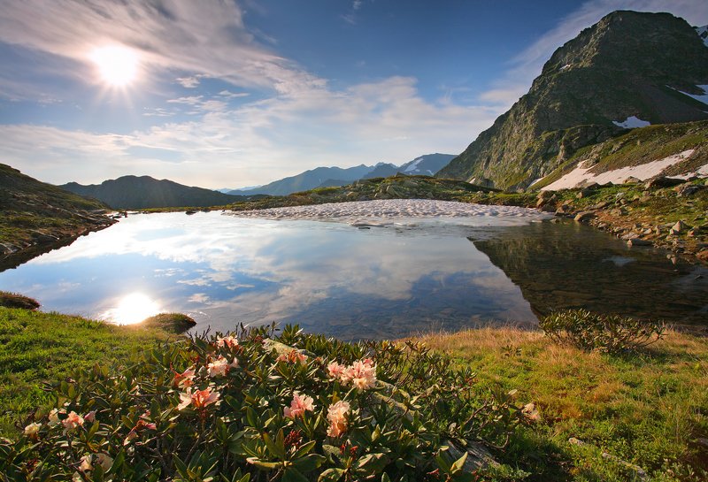 Утро в горах фото превью