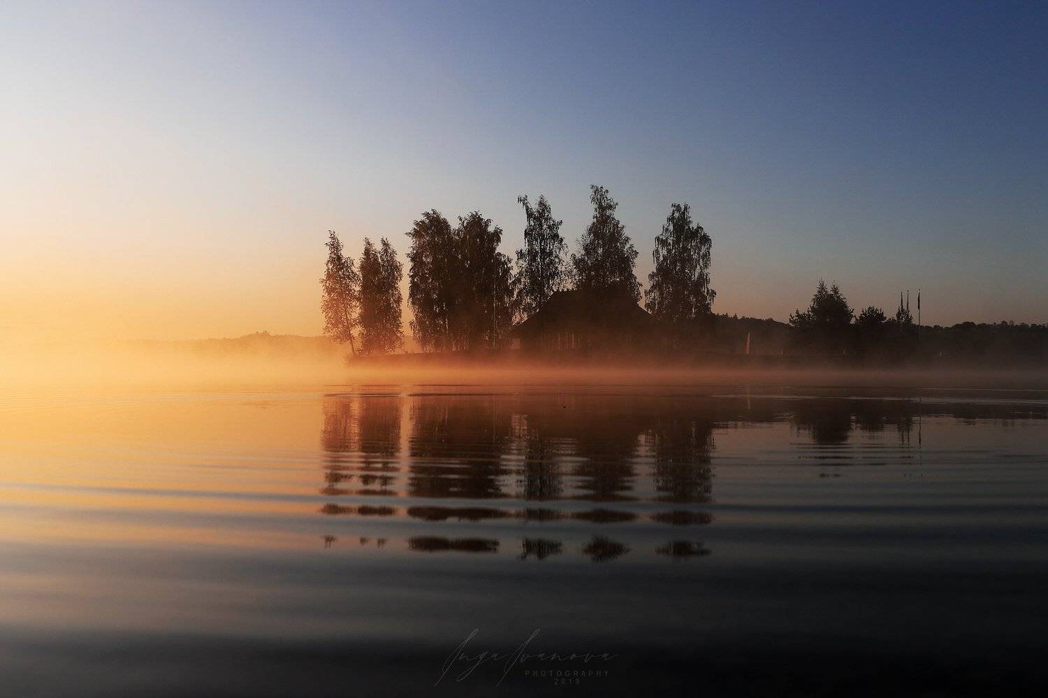 раннее утро возле реки даугава, Инга Иванова