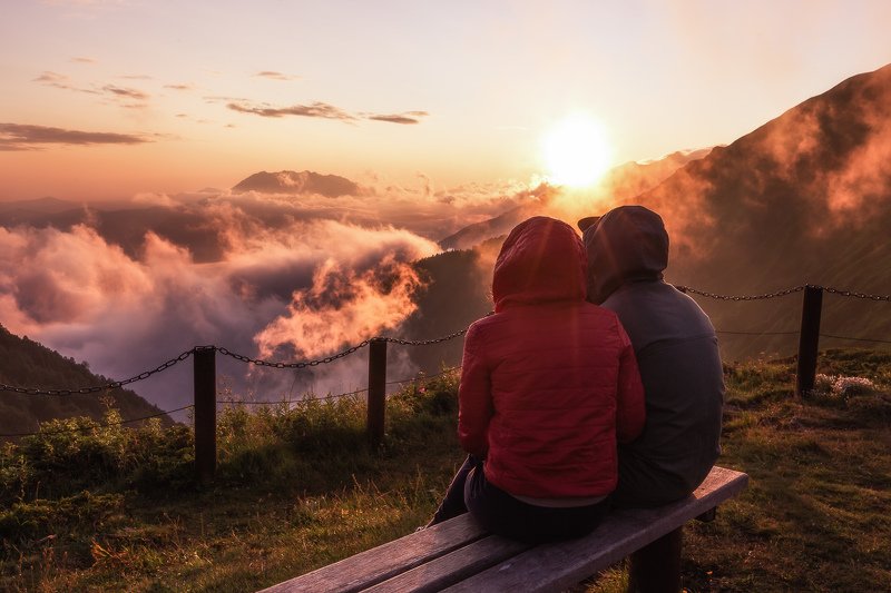 Сочи, горы, пейзаж, Красная Поляна, Бзерпский карниз, горы, лето, облака Любовь выше облаков фото превью