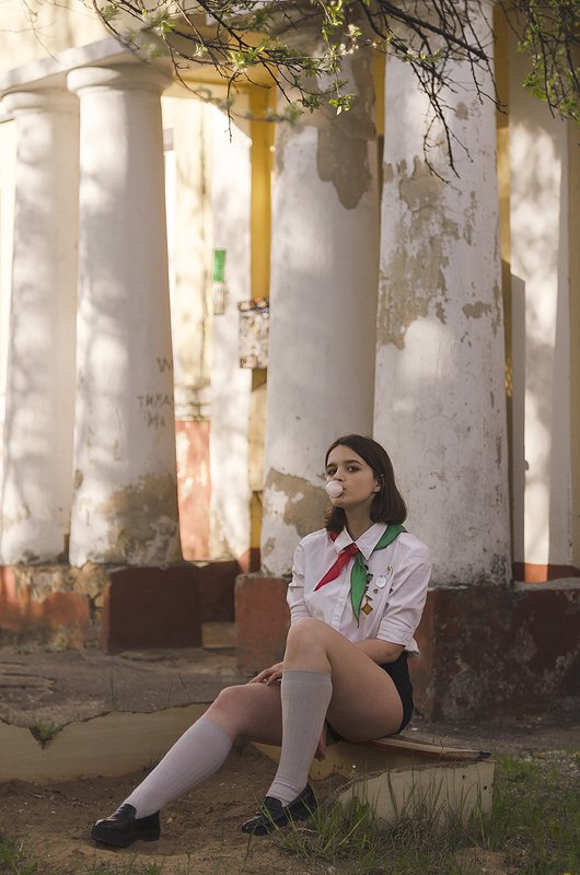 пионер сел в песочницу, совок пропал фото превью