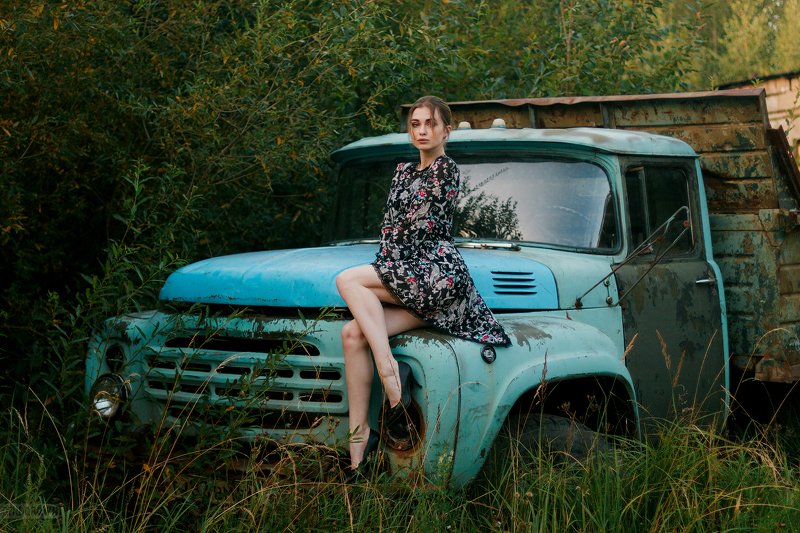 девушка, модель, красиво, красота, лето, природа, лес, август, тверская область, автомобиль, машина, газ Kt фото превью