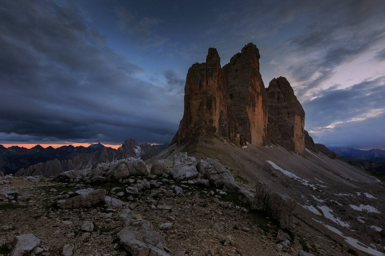 tre cime di lavaredo, италия, доломиты, горы, закат, облака, Геннадий Финенко