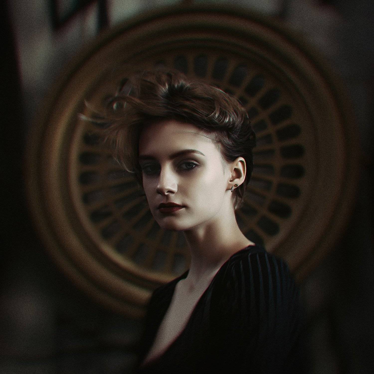 , Ларионов Роман