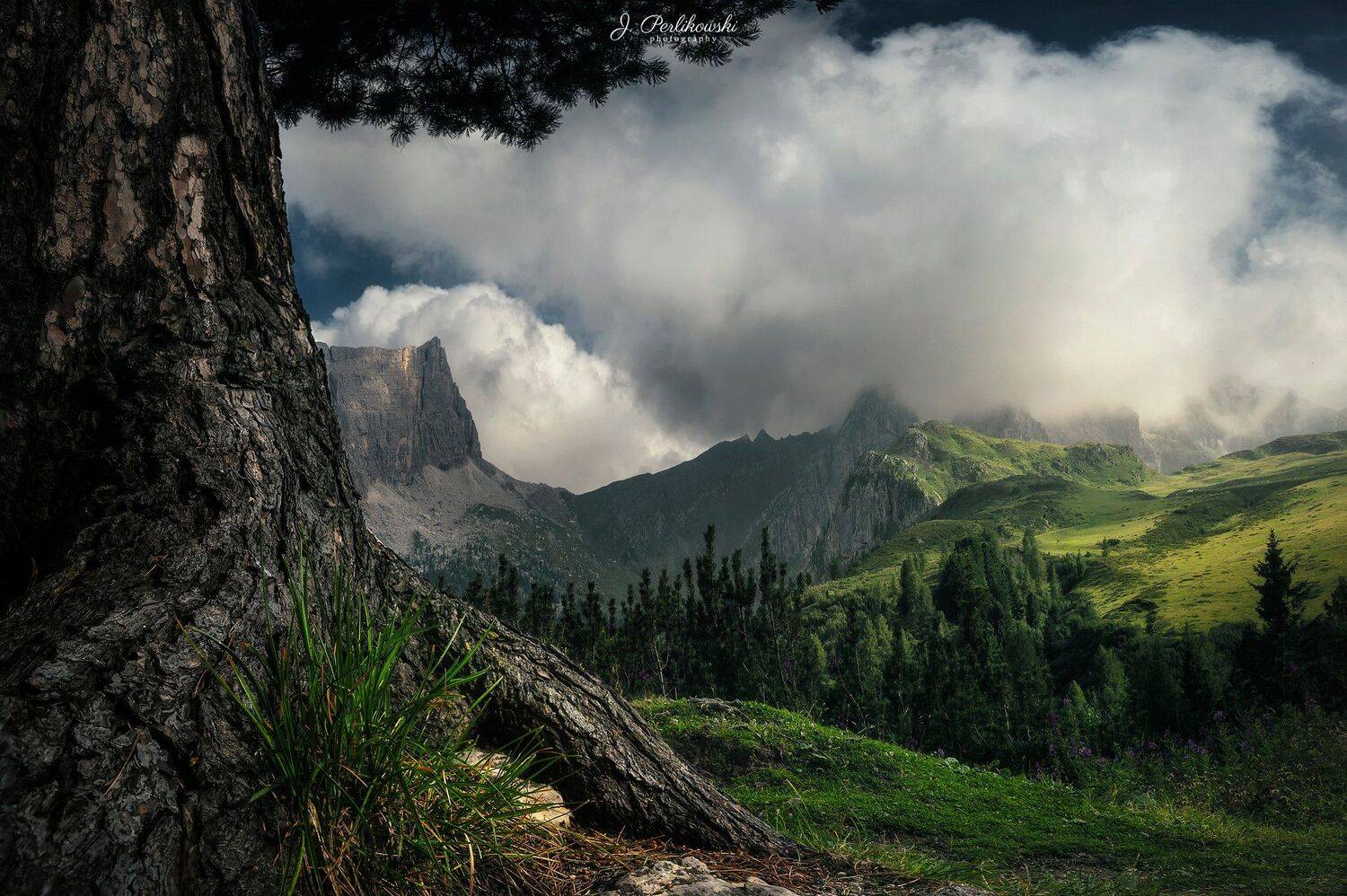 dolomites, italy, light, shadows, landscape,, Jakub Perlikowski