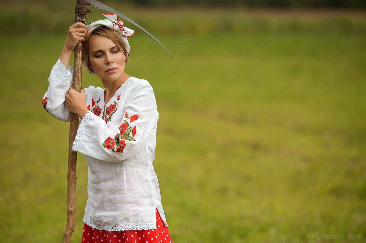 девушка, красивая, поле , коса, селянка, Воронцов Игорь