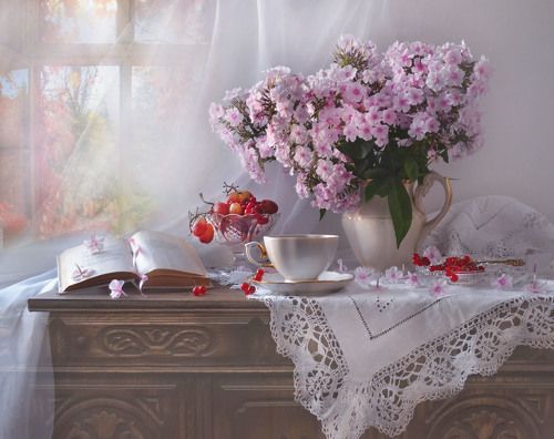 Я в осень шагну, как в родную обитель...