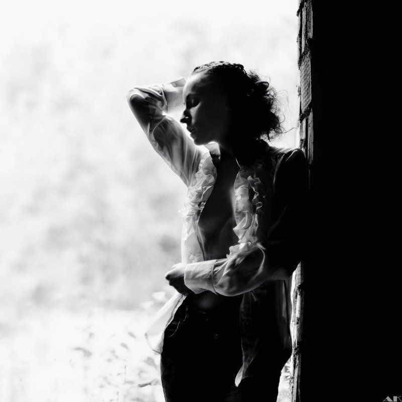 Black and white story фото превью