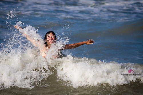 wave