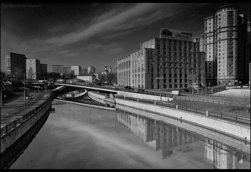 Москва. Вид на Новолефортовский мост.