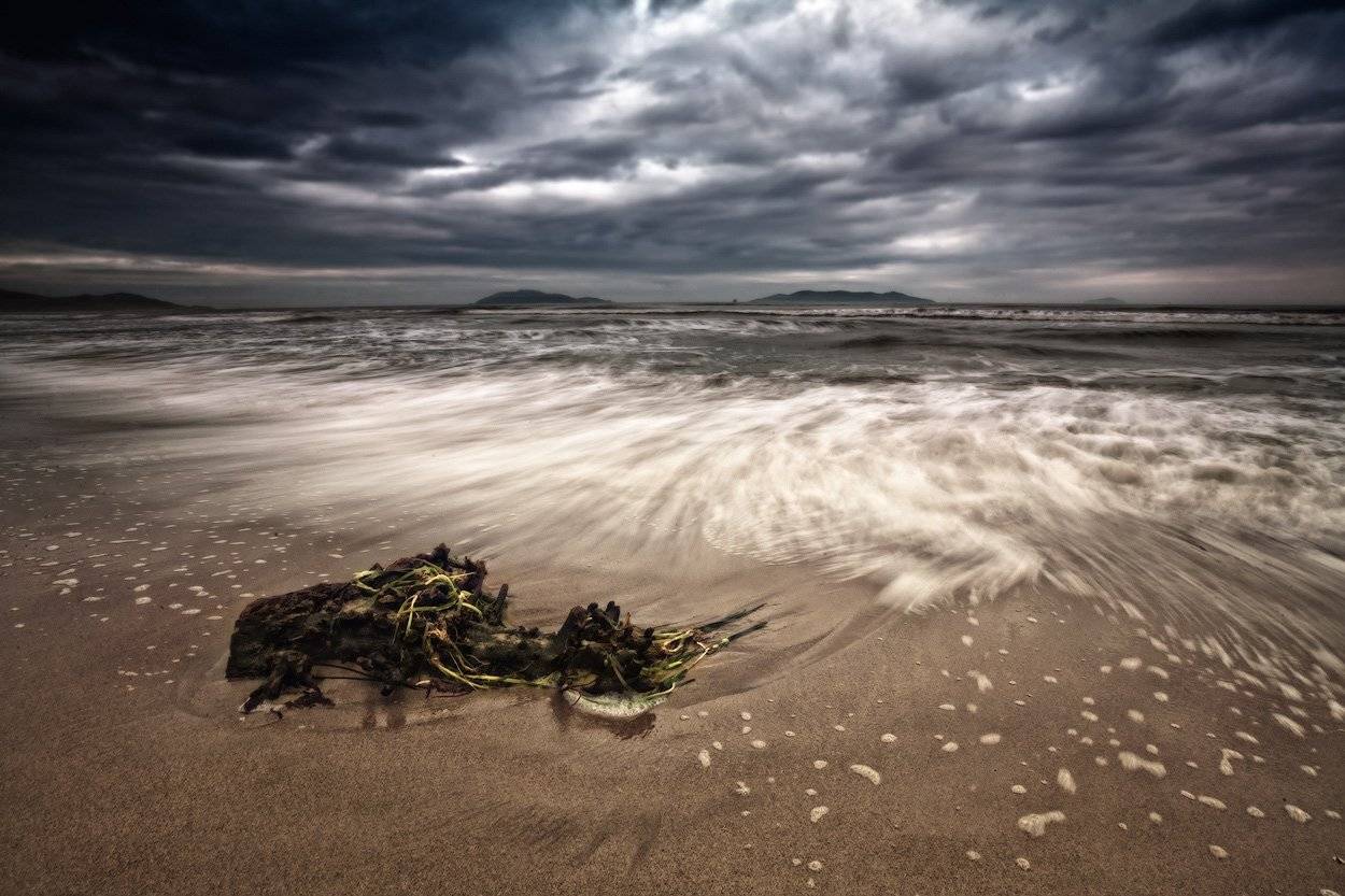 море, вечер, пень, волны, песок, Андрей Кровлин