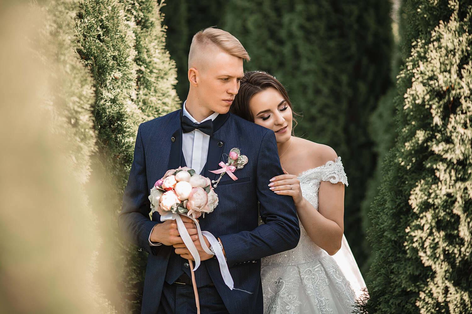 свадьба, свадебная фотосессия, жених, невеста, жених и невеста, свадебный букет, белое платье, счастье, любовь, Владимир Васильев