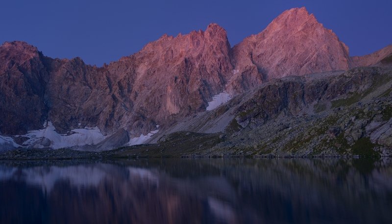 Предрассветный хребет Бадук фото превью