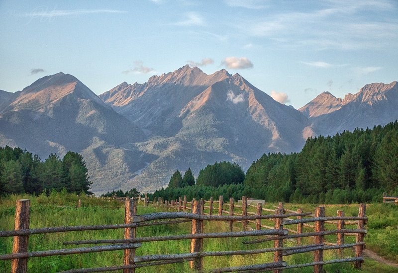 бурятия, гольцы, тункинская долина, Тункинские гольцы фото превью