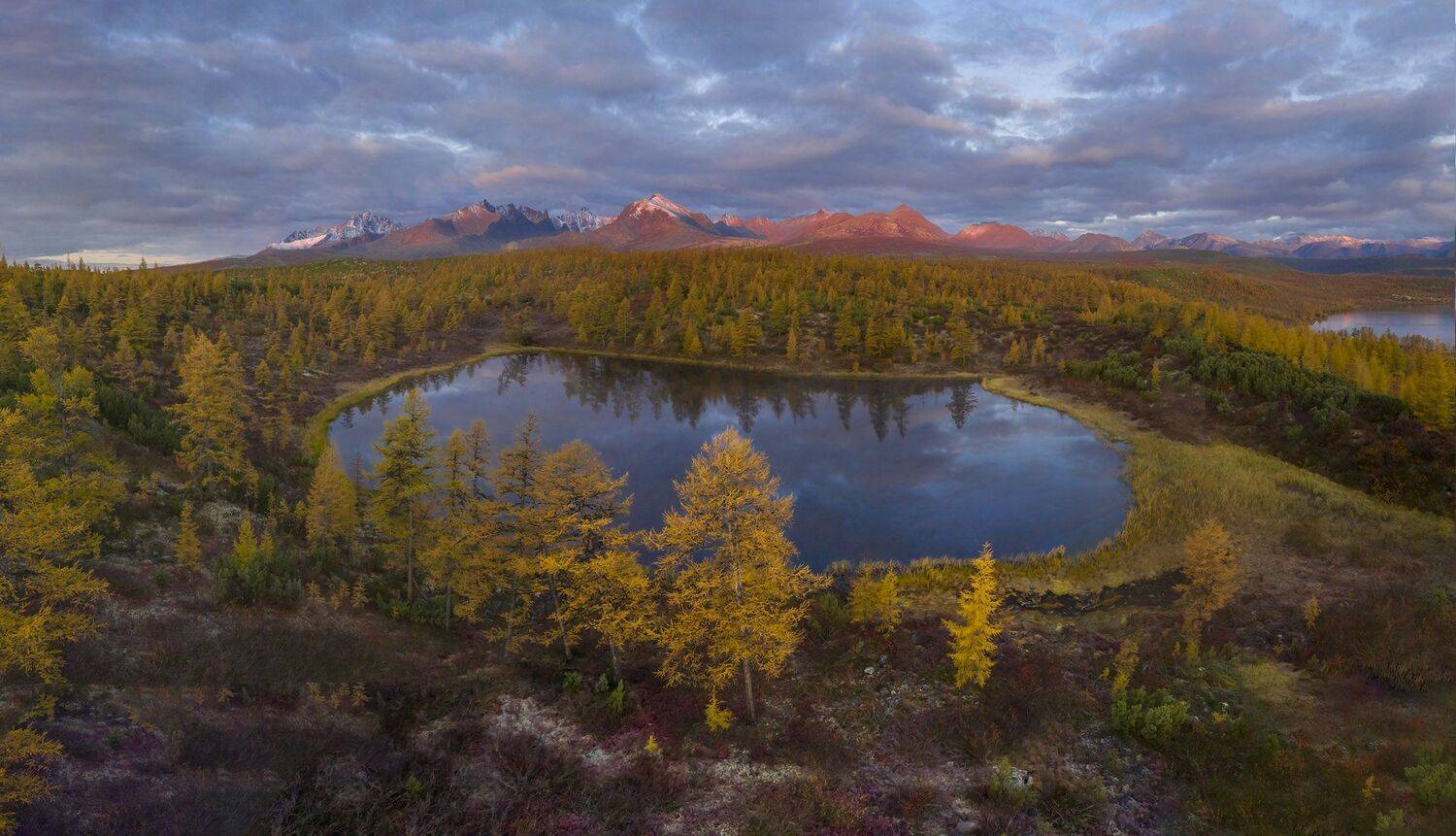 Фототуры с Владимиром Рябковым, озеро Джека Лондона, Колыма, осень., Владимир Рябков