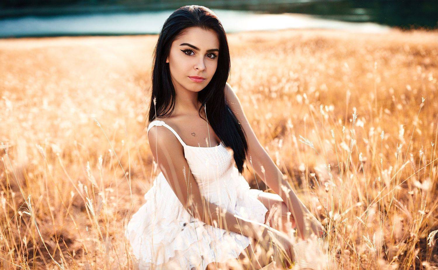 , Деян Романов