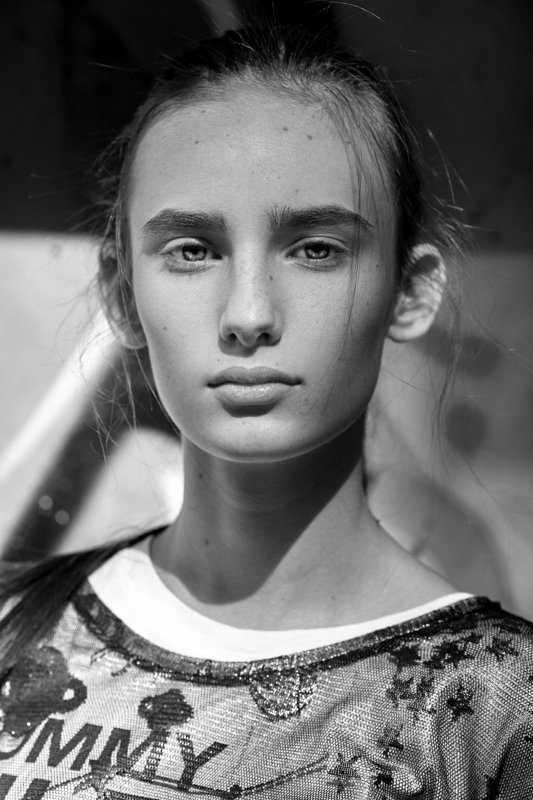 Model, Asen Andreev, Asen Andreev Photography, Pose, B&W, Black&White, Monochrome, Portrait, Natural, Natural Light,  ILONA фото превью