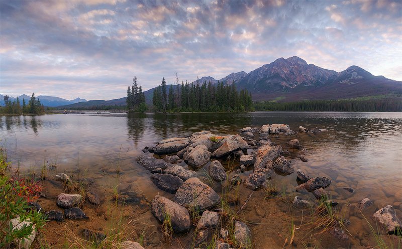 Вечер на озере Пирамид фото превью
