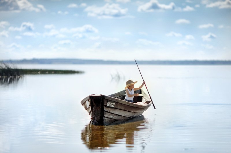 В лодке фото превью