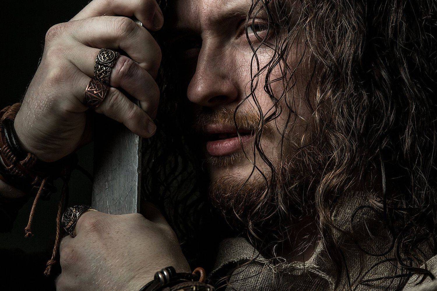 Слава, кольца, меч, воин, постановка, волосы, мужчина, портрет, Дарья Комарова