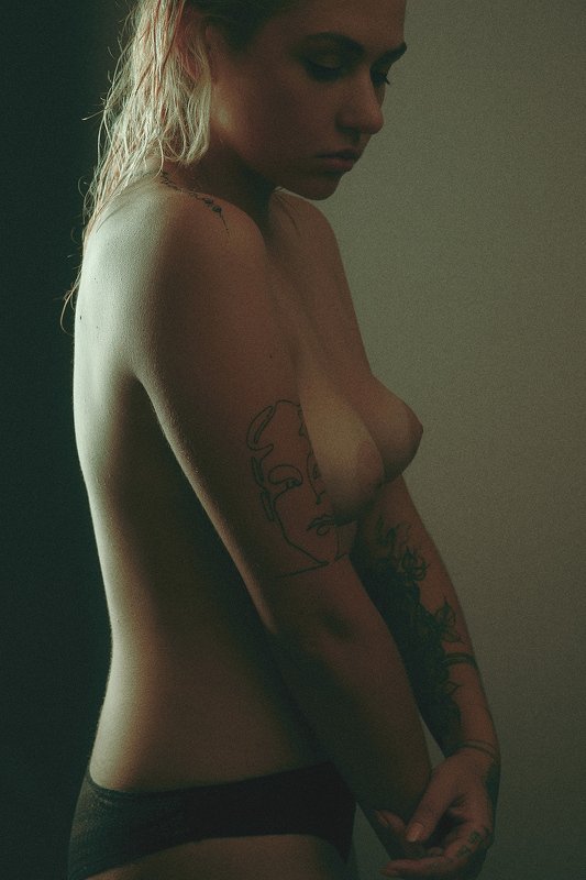 nude, female, art, portrait, photo, expression, nudes, naked, drama, dramatic, naked, woman, young, adult, face, body, beauty Юлька фото превью