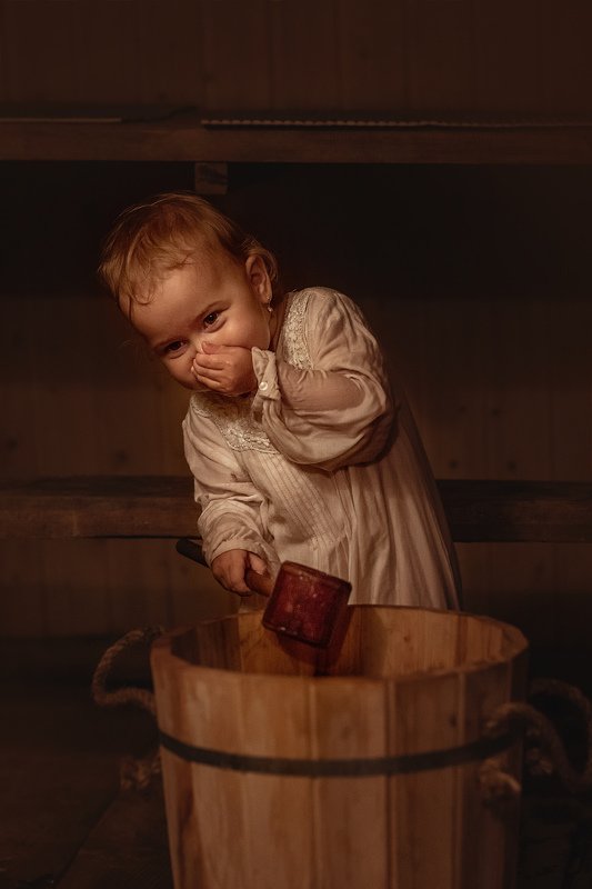 дети баня вода дерево  фото превью