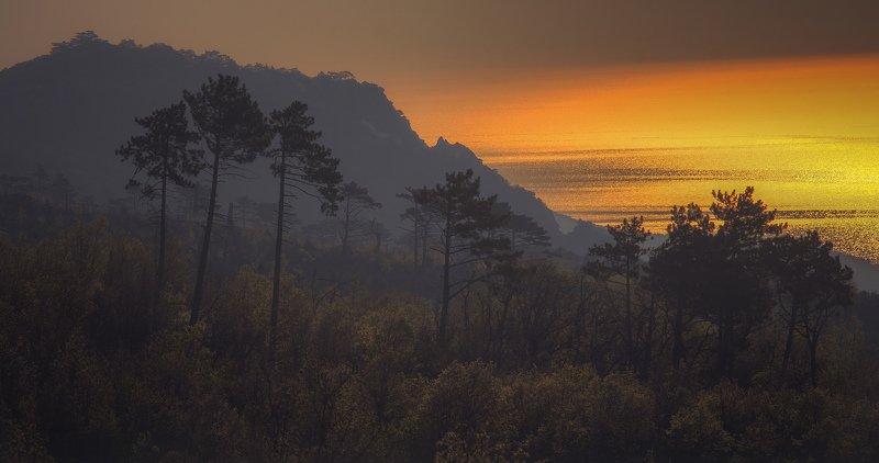 Крым, Симеиз, Ялта, море, горы, закат Горящее море фото превью