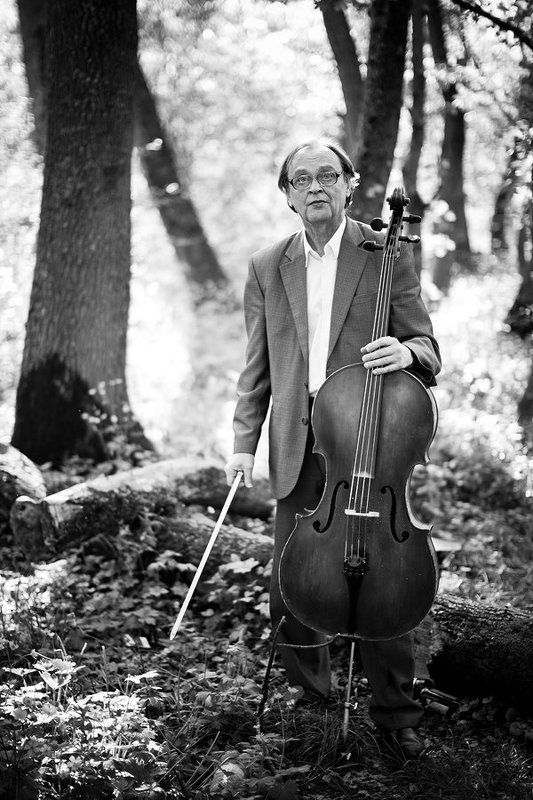 Портрет крутого виоланчелиста ! фото превью