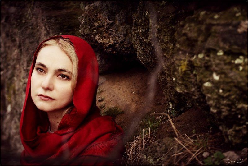 портрет, девушка, анна, siren, беркоз, красный, платок Anna фото превью