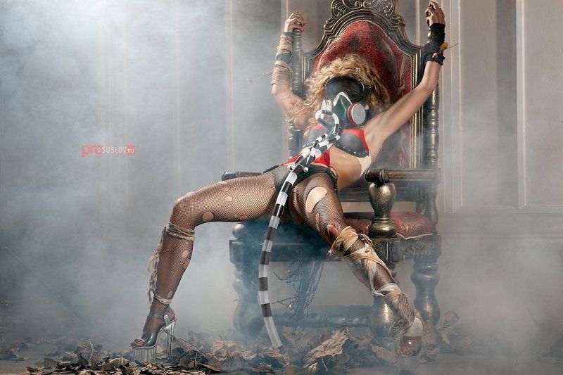 My Throne 2 фото превью