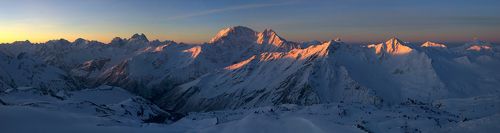 Рассвет в Приэльбрусье